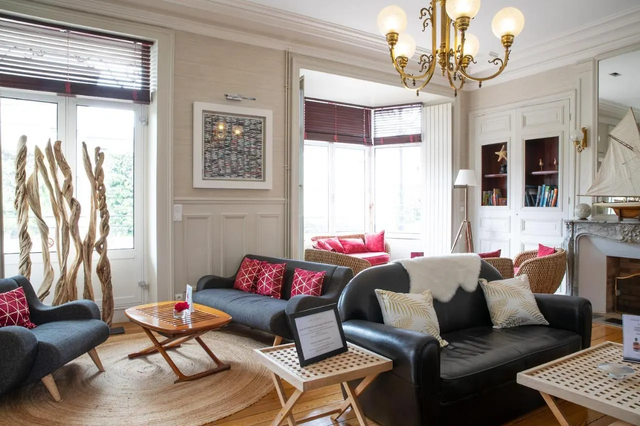 Hotel La Villefromoy Saint-Malo 4*,